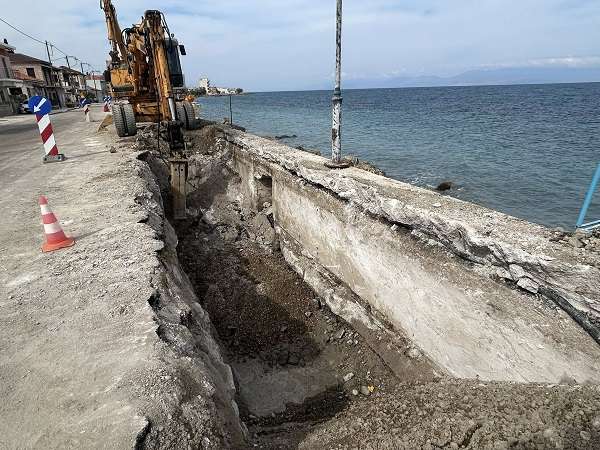 Apostolopoulos diabrwsi