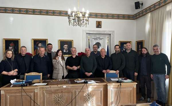 Perifereiaki epitropi pita