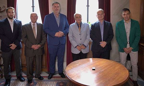 Ptwxos ypografes kalamata 11