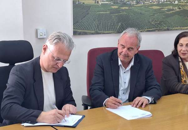 Ptwxos nemea frousios