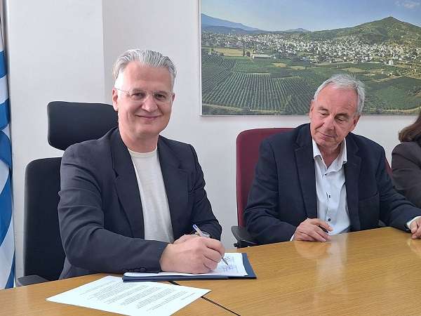 Ptwxos nemea frousios