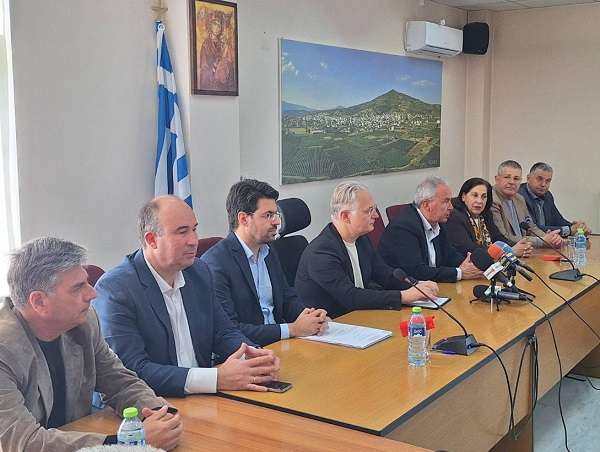 Ptwxos nemea frousios